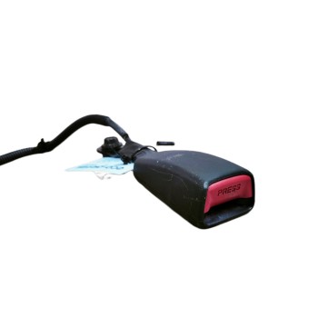 ENGANCHE CINTURON DELANTERO DERECHO 888401 Y200EQ L11240191