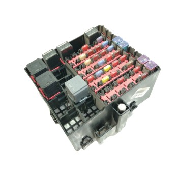 CAJA RELES / FUSIBLES HT1614A005JLCV INTERIOR 016702121