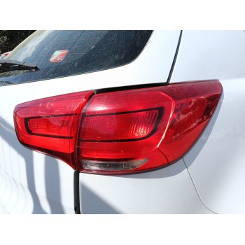 PILOTO TRASERO DERECHO 924023W010 