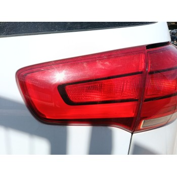 PILOTO TRASERO DERECHO INTERIOR 924063W010 