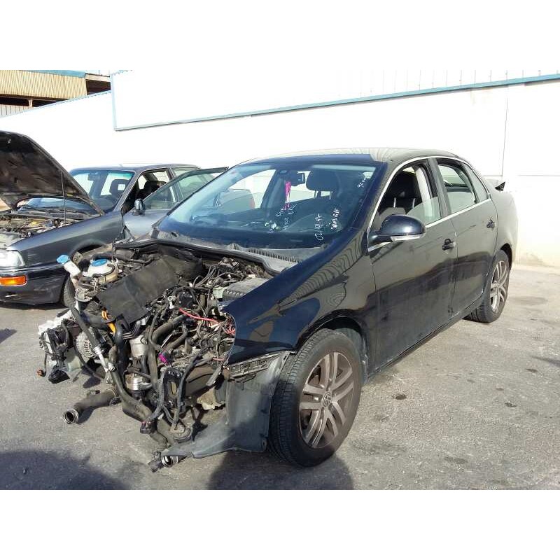 VOLKSWAGEN JETTA (1K2)