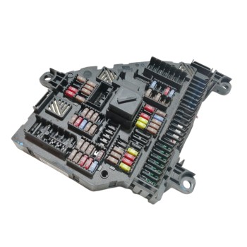 CAJA RELES / FUSIBLES 317033451 016704991 01670499 / 16704981