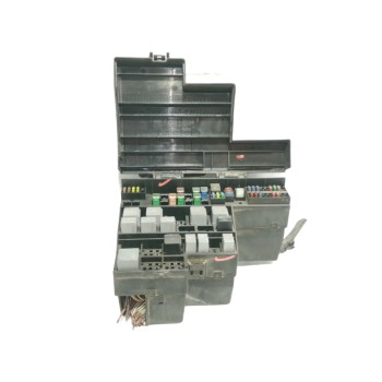 CAJA RELES / FUSIBLES 2R8T14A075CC 
