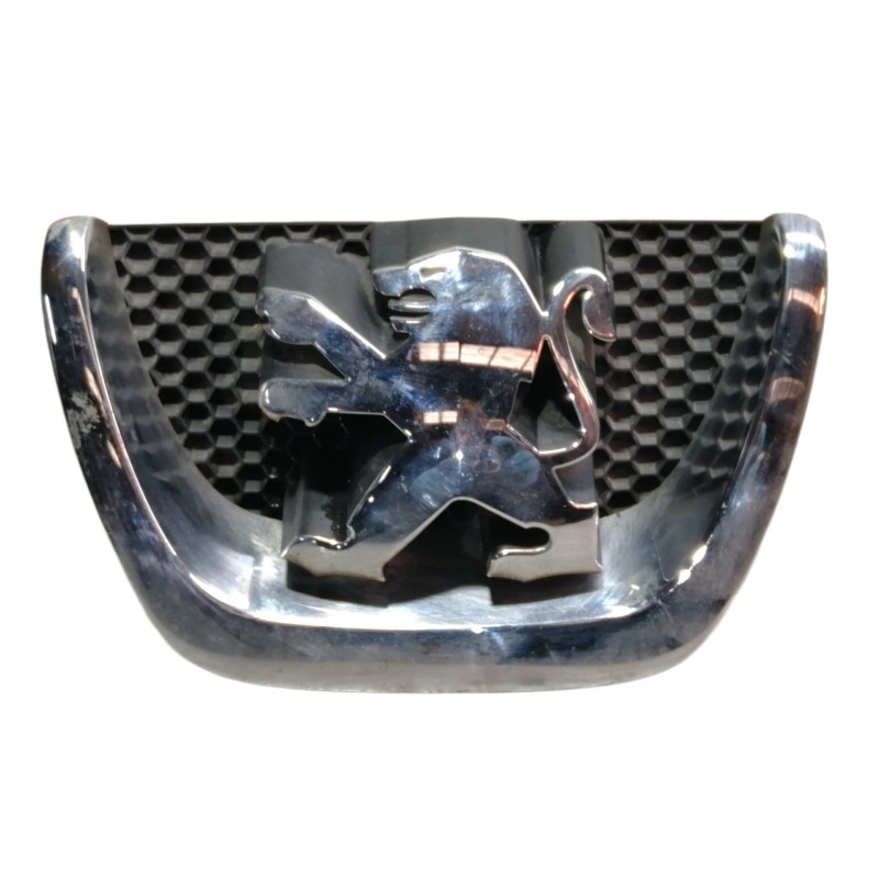 Recambio de rejilla delantera para peugeot 207 1.6 16v cat referencia OEM IAM   