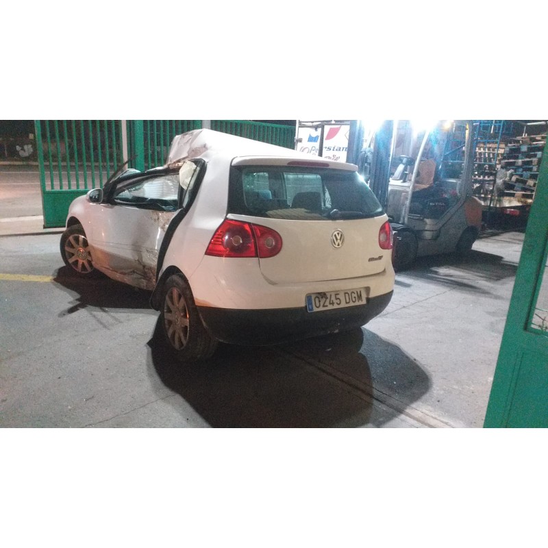VOLKSWAGEN GOLF V BERLINA (1K1)