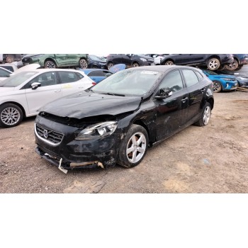 VOLVO V40 Hatchback (525) de desguace