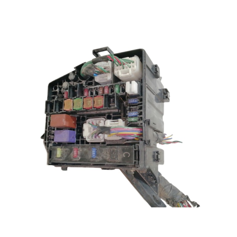Recambio de caja reles / fusibles para toyota yaris 1.0 cat referencia OEM IAM 821110DT90  821110DT90B