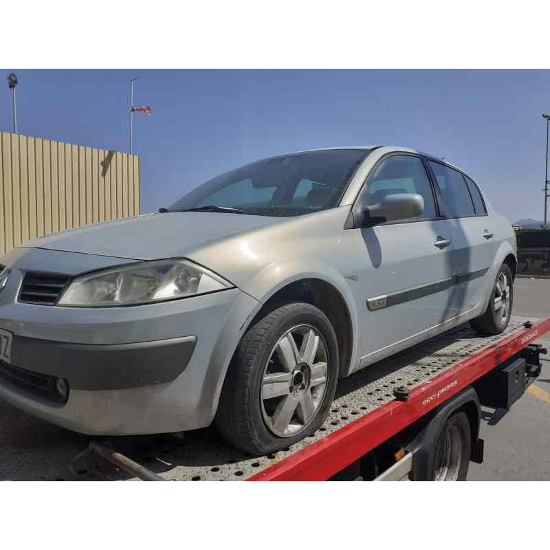RENAULT MEGANE II CLASSIC BERLINA