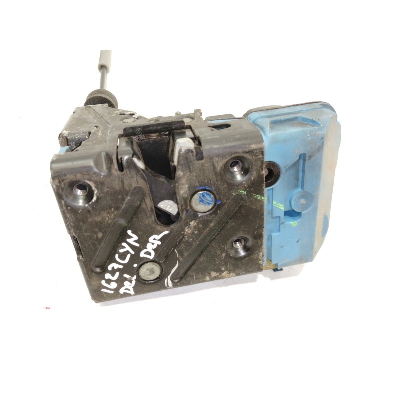 Recambio de cerradura puerta delantera derecha para volvo xc70 2.4 d awd kinetic referencia OEM IAM 30663042  