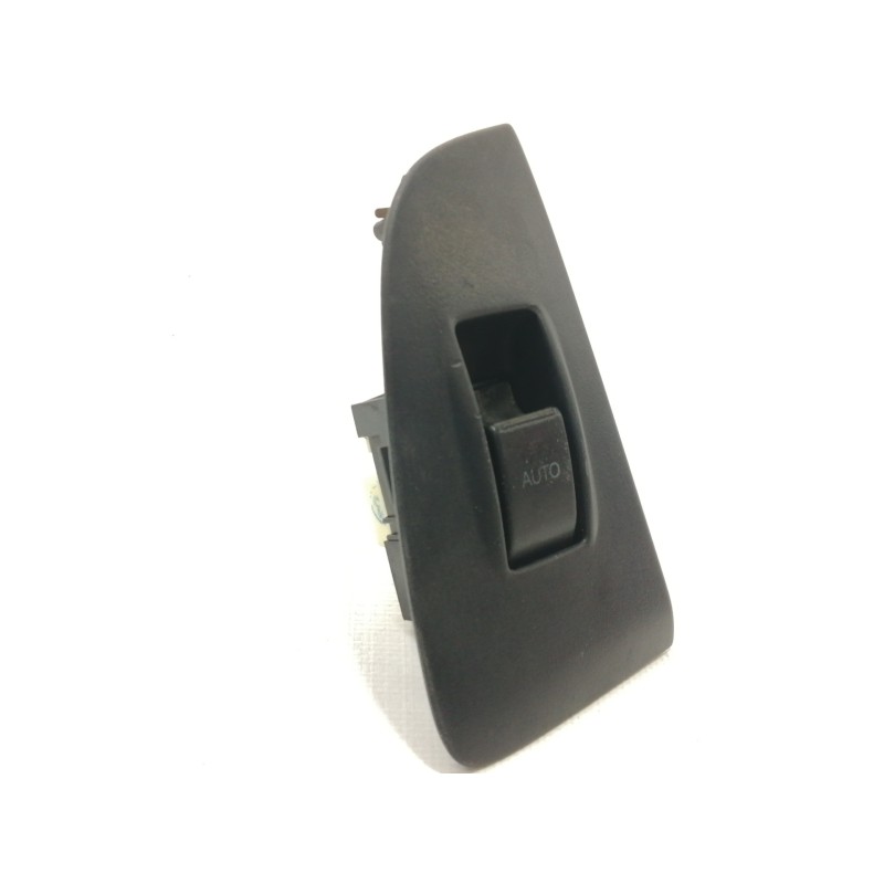 Recambio de mando elevalunas delantero derecho para toyota avensis wagon (t25) 1.8 sol referencia OEM IAM 7423105140  