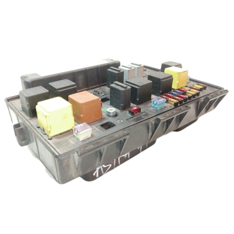 Recambio de caja reles / fusibles para opel astra h berlina elegance referencia OEM IAM 5DK00866838 015349211 13206754