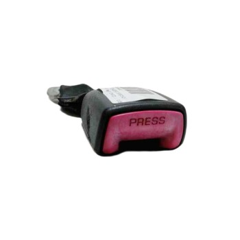 ENGANCHE CINTURON TRASERO DERECHO E034501 