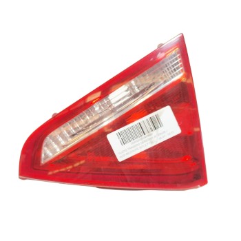 PILOTO TRASERO DERECHO INTERIOR 8T0945094 