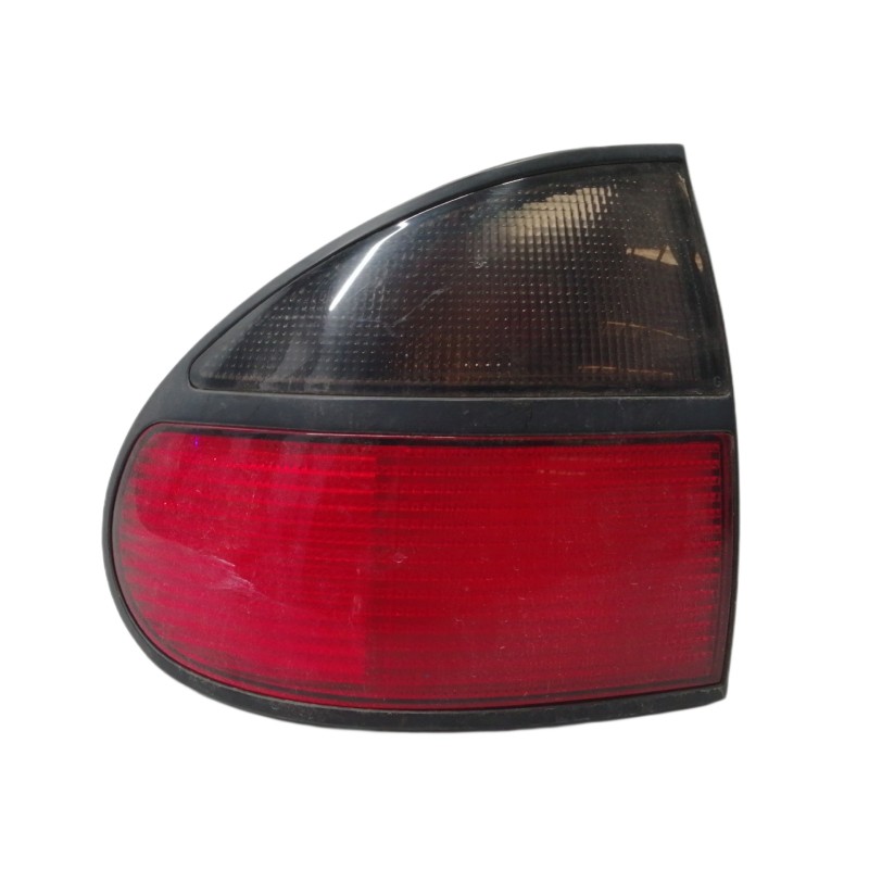 Recambio de piloto trasero izquierdo para renault laguna (b56) 1.8 rn (b56b) referencia OEM IAM 7700820052  