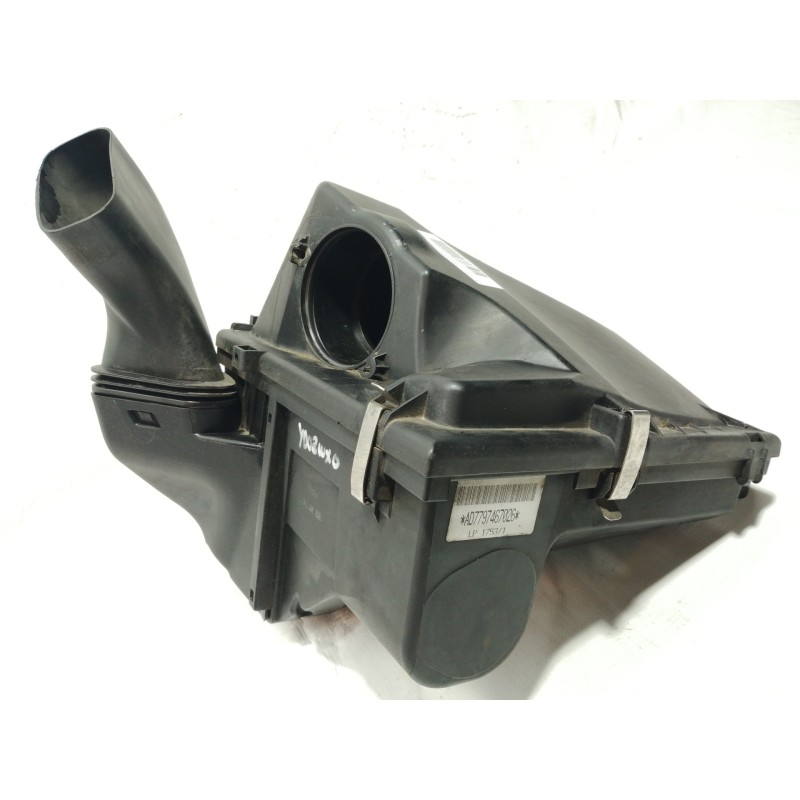 Recambio de filtro aire para bmw serie 3 berlina (e90) 320d referencia OEM IAM 13717797467  