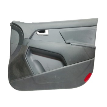 GUARNECIDO PUERTA DELANTERA DERECHA 823613U010 