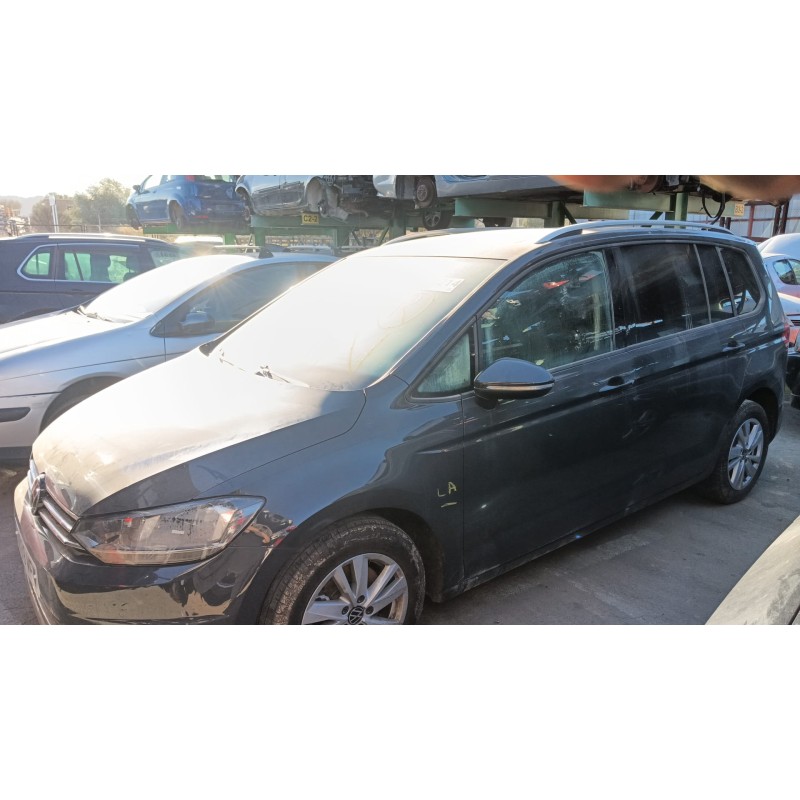 VOLKSWAGEN TOURAN (5T1)