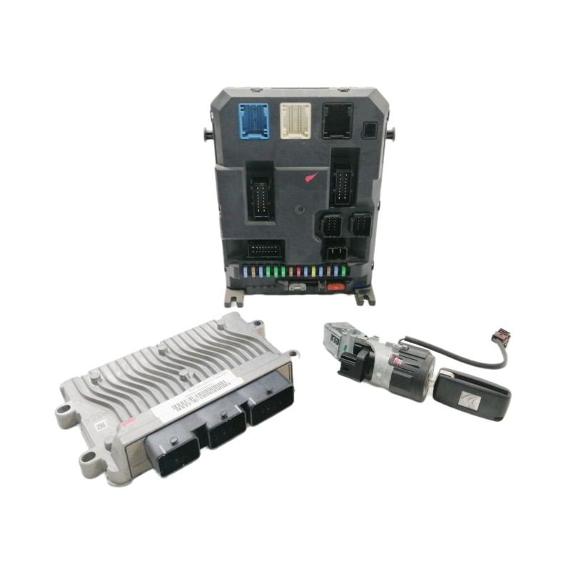 Recambio de centralita motor uce para citroën c3 lx referencia OEM IAM 0162592818 V29009427A 9666591380