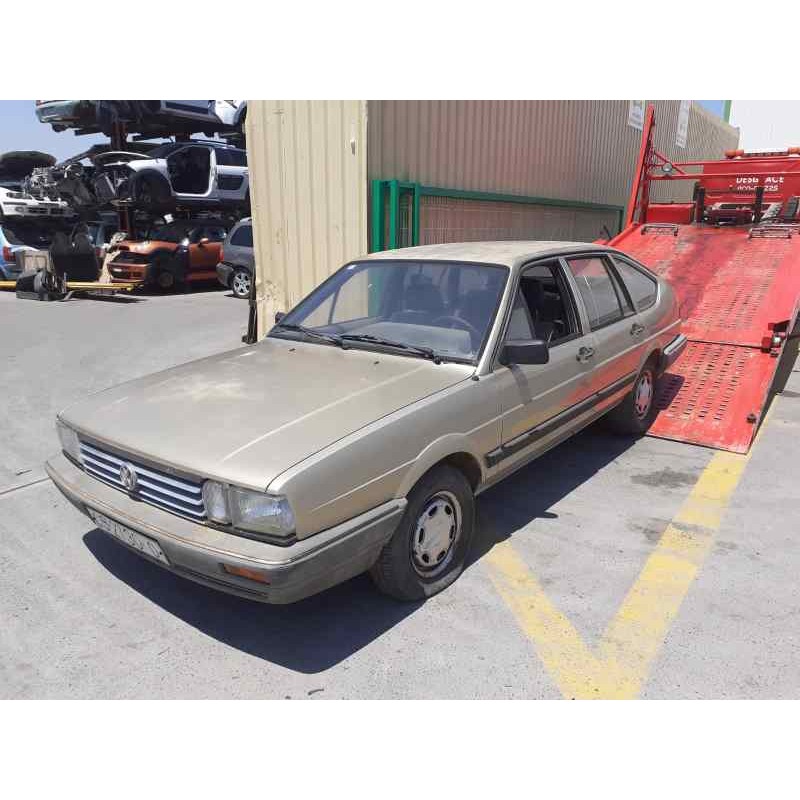 VOLKSWAGEN PASSAT (321/23/27/31)