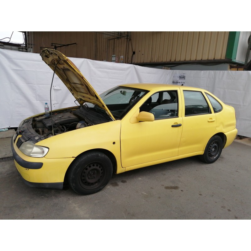 seat cordoba berlina (6k2) del año 2001
