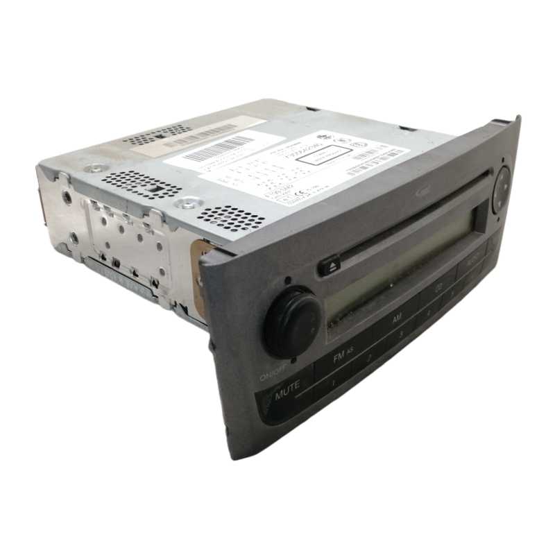 Recambio de sistema audio / radio cd para fiat punto (199) pop referencia OEM IAM 7355642340 28349869 F199SM2 28349869