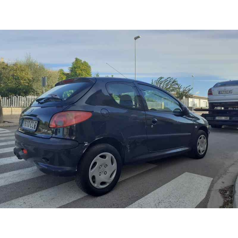 PEUGEOT 206 BERLINA