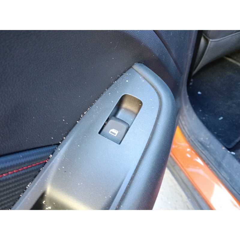 Recambio de mando elevalunas trasero izquierdo para mg zs suv (azs1) 1.5 vti referencia OEM IAM 10470989  