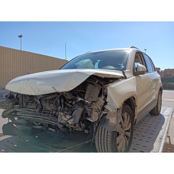 VOLKSWAGEN TIGUAN (5N_)