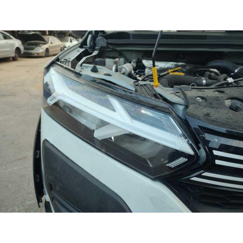 Recambio de faro derecho para dacia sandero iii 1.0 tce 90 referencia OEM IAM 260104188R  