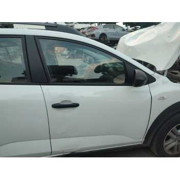 PUERTA DELANTERA DERECHA 801003355R 