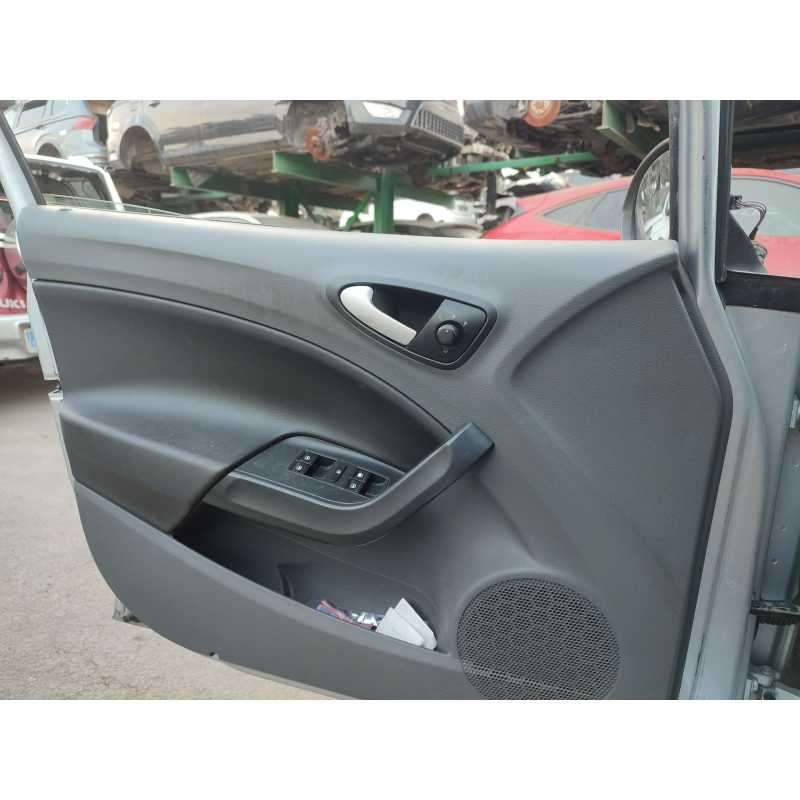 Recambio de guarnecido puerta delantera izquierda para seat ibiza iv (6j5, 6p1) 1.6 tdi referencia OEM IAM   
