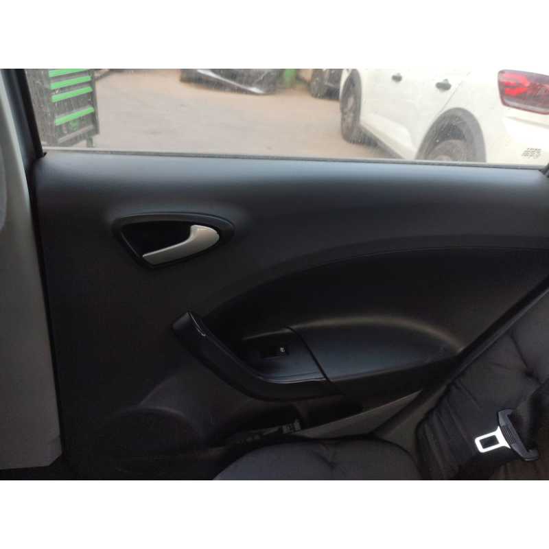 Recambio de guarnecido puerta trasera derecha para seat ibiza iv (6j5, 6p1) 1.6 tdi referencia OEM IAM   