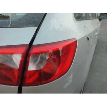 PILOTO TRASERO DERECHO 6J8945096 