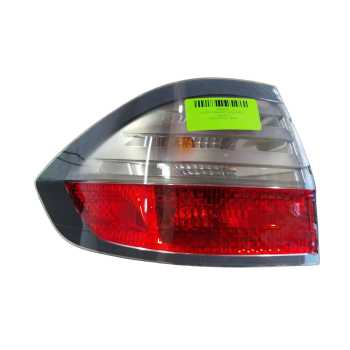 PILOTO TRASERO IZQUIERDO 1467473 162492 6M2113405CG