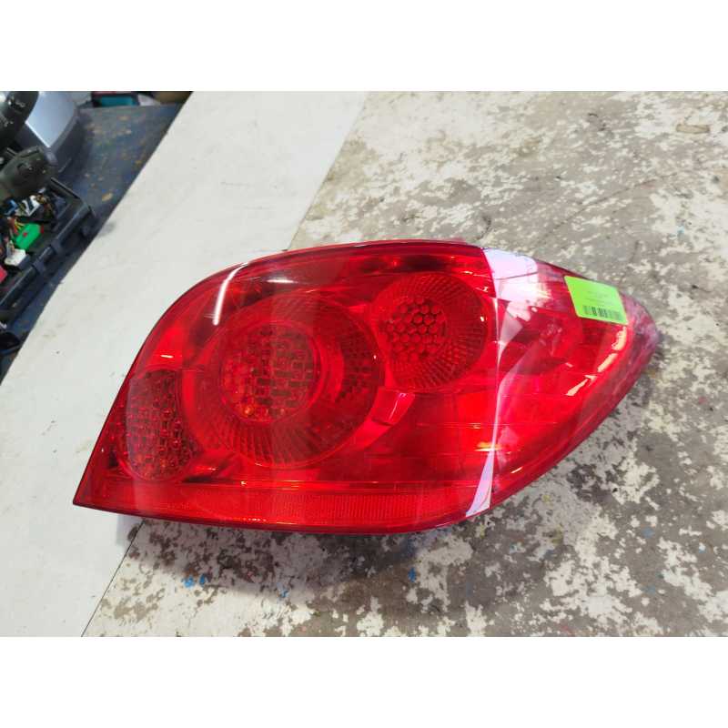 Recambio de piloto trasero derecho para peugeot 307 (3a/c) 1.6 hdi 110 referencia OEM IAM 6351X0  