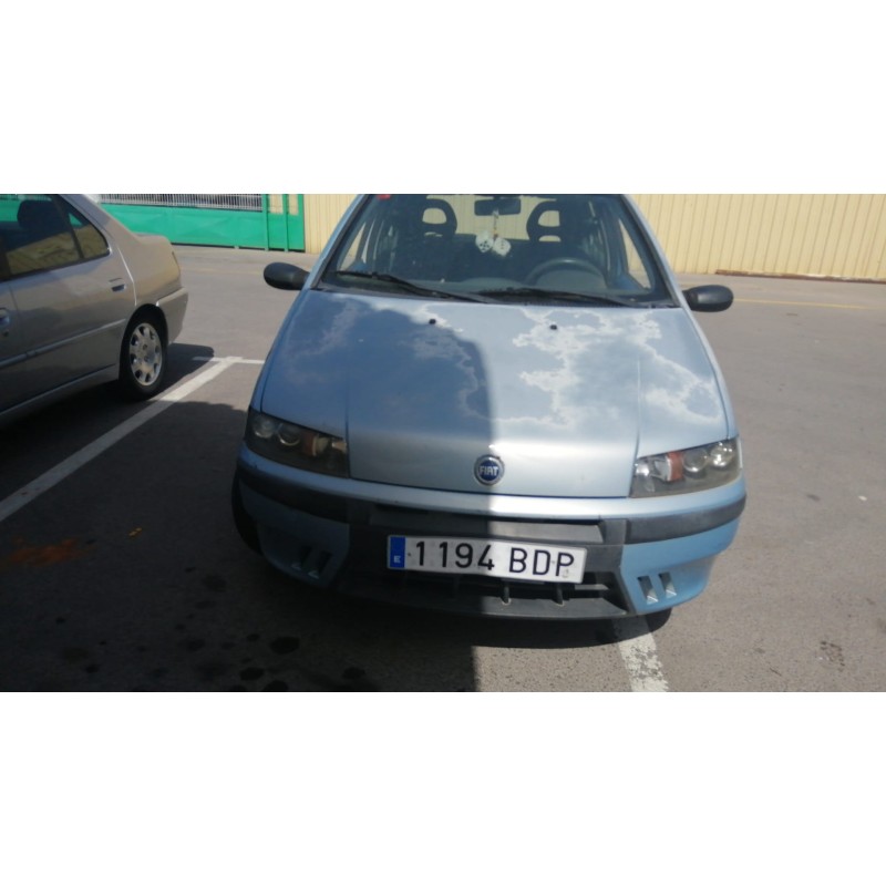 FIAT PUNTO BERLINA (188)
