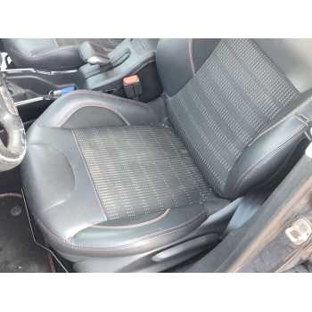 ASIENTO DELANTERO IZQUIERDO 
