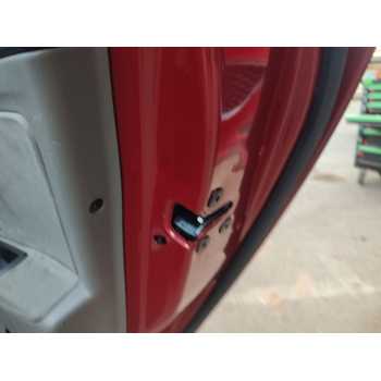 CERRADURA PUERTA TRASERA DERECHA 825020001R 
