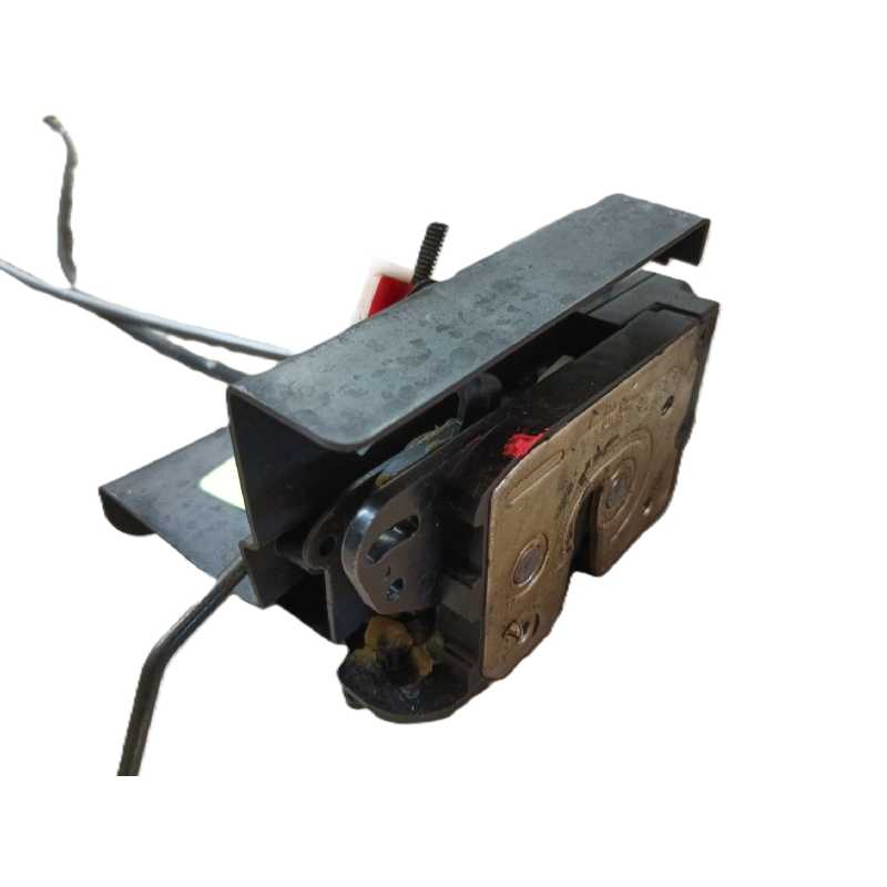 Recambio de cerradura puerta trasera izquierda para ssangyong kyron 2.7 xdi 4x4 referencia OEM IAM 7131009005  