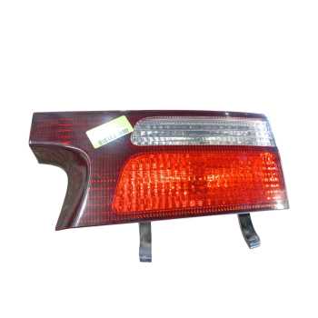 PILOTO TRASERO DERECHO INTERIOR 8158128080 