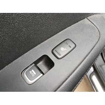 MANDO ELEVALUNAS TRASERO IZQUIERDO 93581C5100 