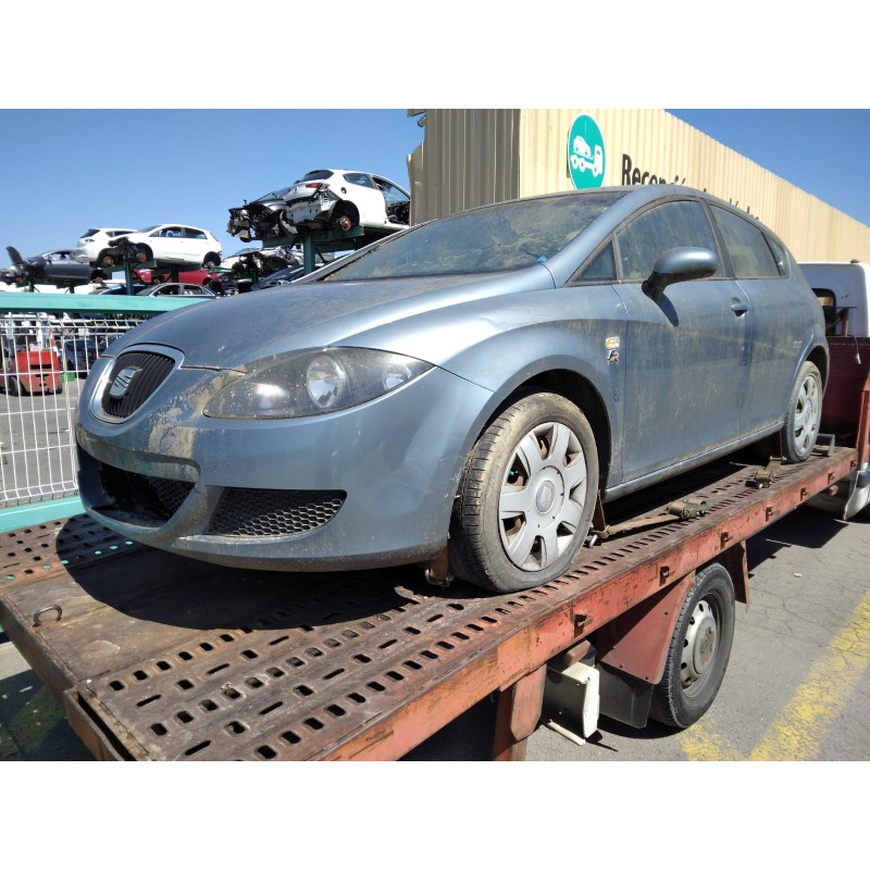 SEAT LEON (1P1)