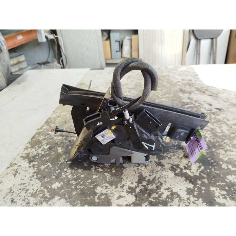 Recambio de cerradura puerta trasera izquierda para ford focus iii 1.6 tdci referencia OEM IAM   