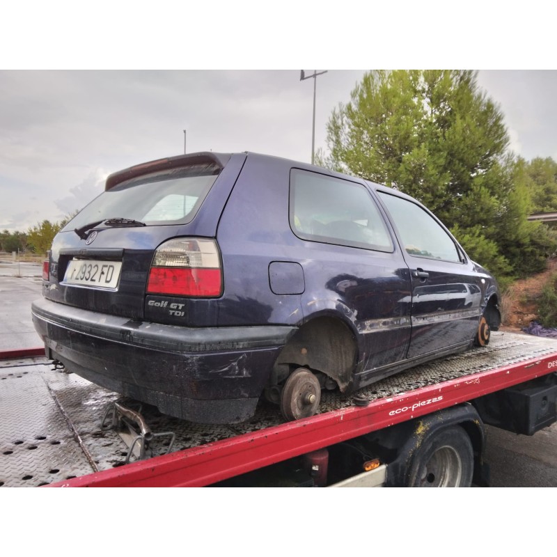 VOLKSWAGEN GOLF III BERLINA (1H1)