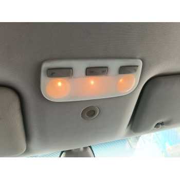 LUZ INTERIOR DELANTERA CENTRAL 264300008R 
