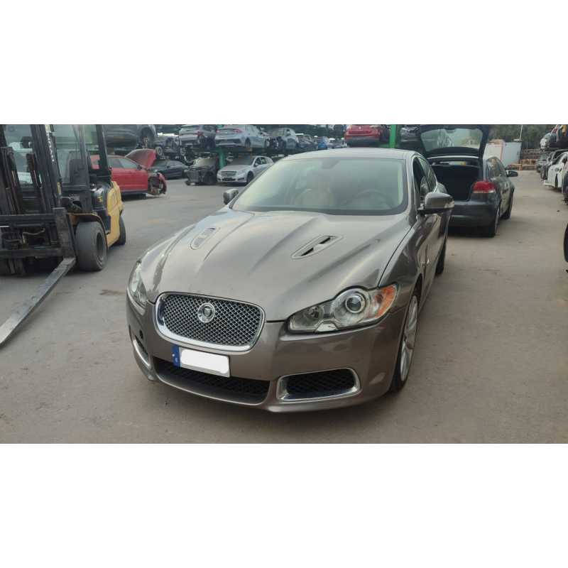 JAGUAR XF I (X250)