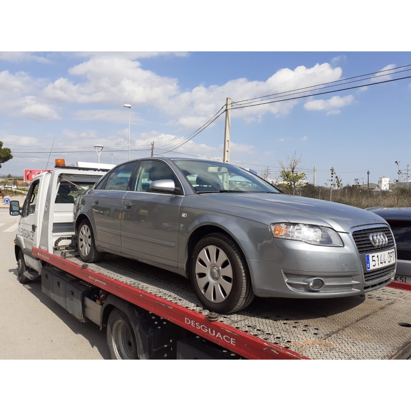 AUDI A4 BERLINA (8E)