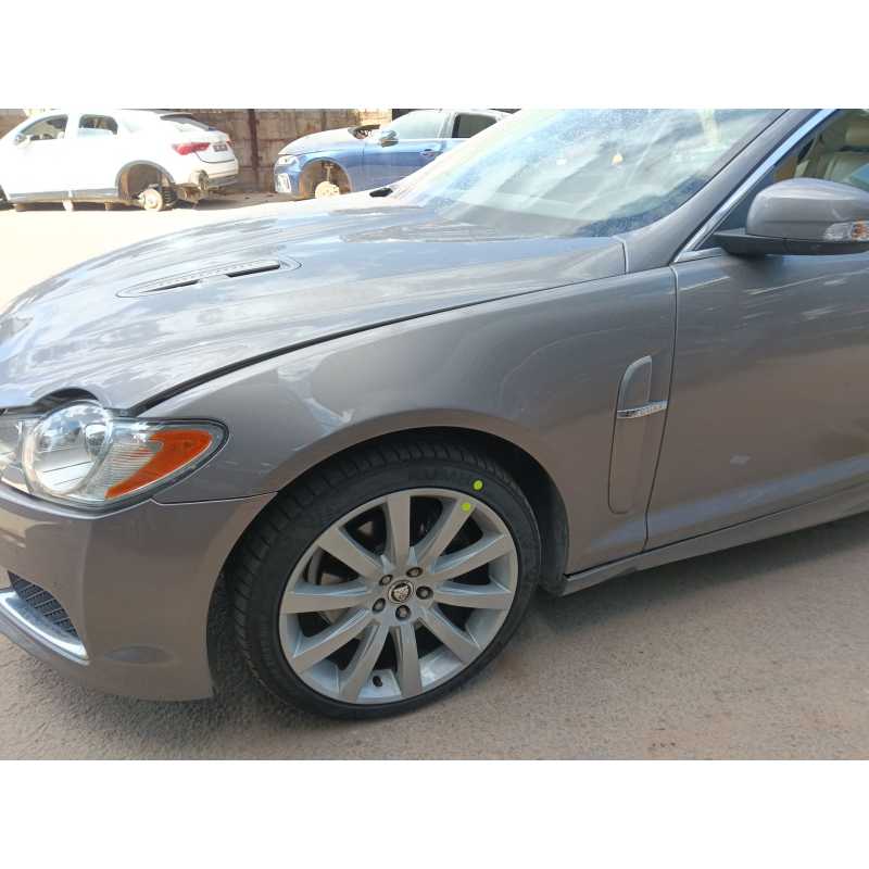 Recambio de aleta delantera izquierda para jaguar xf i (x250) 2.7 d referencia OEM IAM C2Z20378  