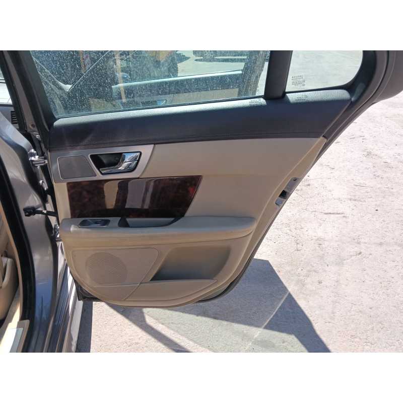 Recambio de guarnecido puerta trasera izquierda para jaguar xf i (x250) 2.7 d referencia OEM IAM   