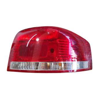 PILOTO TRASERO DERECHO 8P0945096 8P0945258 084411355R